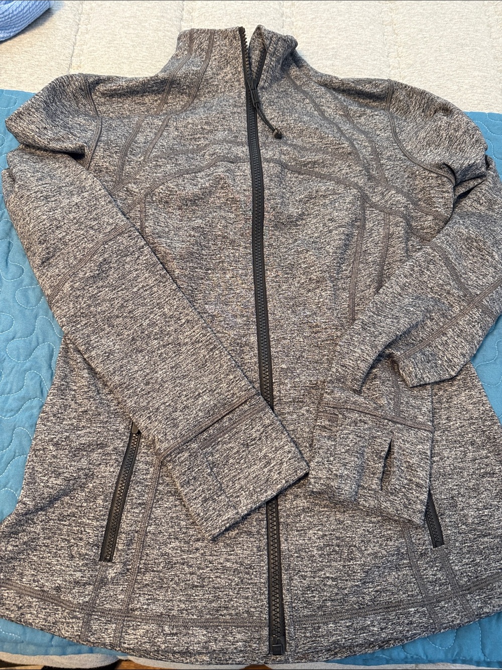 lululemon athletica Women's Marled Gray Full-Zip Jacket- like new!!